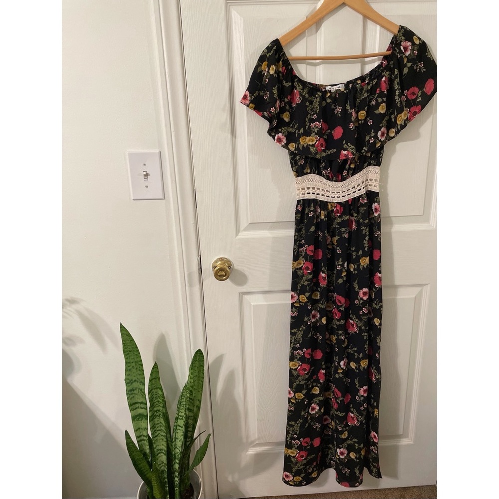 Flower dress / off shoulder / long dress